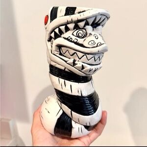 Beetlejuice Sandworm ceramic Geeki tikis mug